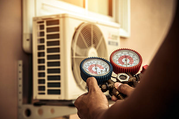Professional Hvac technician working in Poughkeepsie, NY
